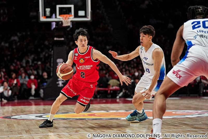 バスケットボールの試合風景