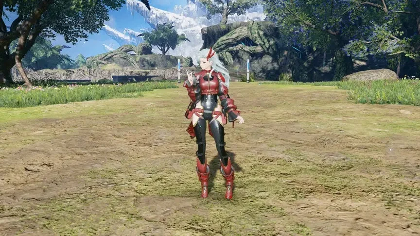 赤と黒のアーマーを身につけた白髪の女性ゲームキャラクターが、自然豊かな屋外のフィールドに立っている様子。背景には木々や遠くの山々が見えます。