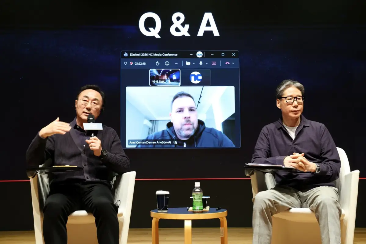 モバイルカジュアル事業のプレゼンテーション