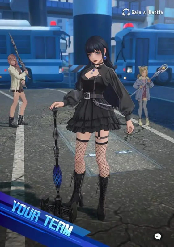 都市のストリートを背景に立つ女性キャラクターたち