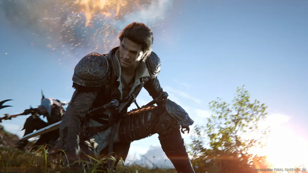 幻想的な甲冑を身につけた男性キャラクターが、夕焼け空の下、草原で身構えている。背景には炎のようなエフェクトがあり、緊迫した雰囲気を醸し出している。