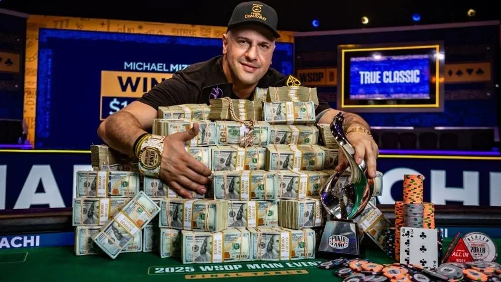 WSOPで勝利したマイケル・ミズラキ選手