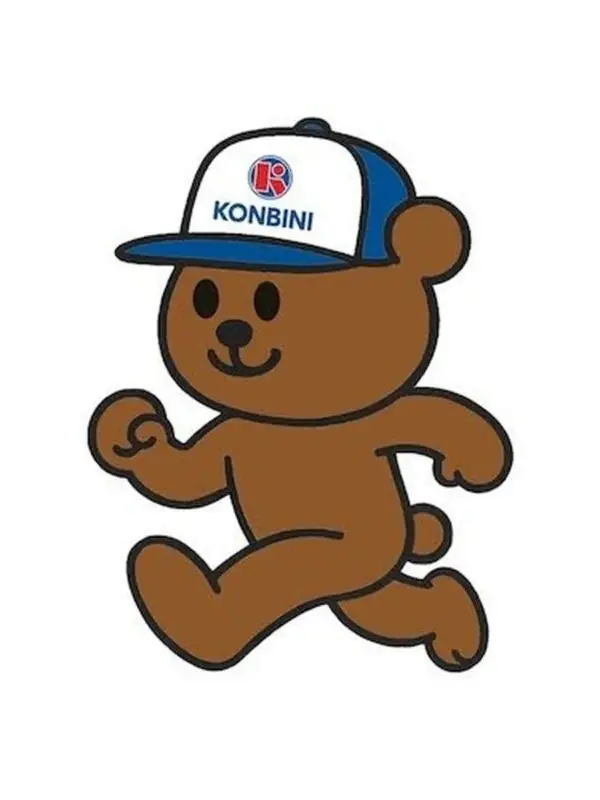 「KONBINI」と書かれた帽子をかぶった茶色のクマのキャラクター