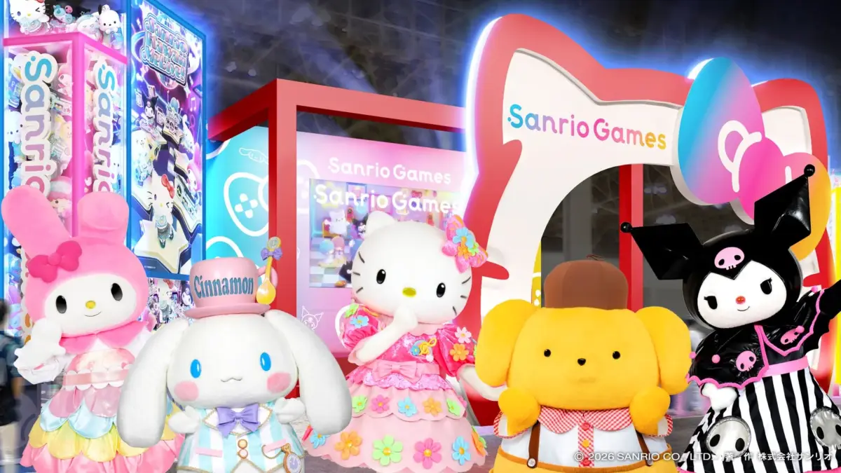 サンリオキャラクターの着ぐるみやぬいぐるみが集まるSanrio Gamesブース